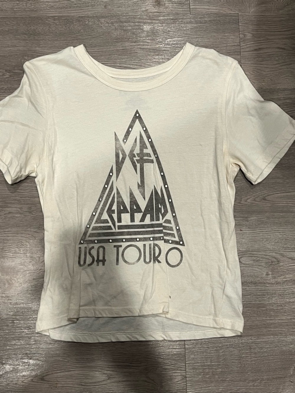 Def Leppard Tour Graphic Tee - Cream with Black Print
